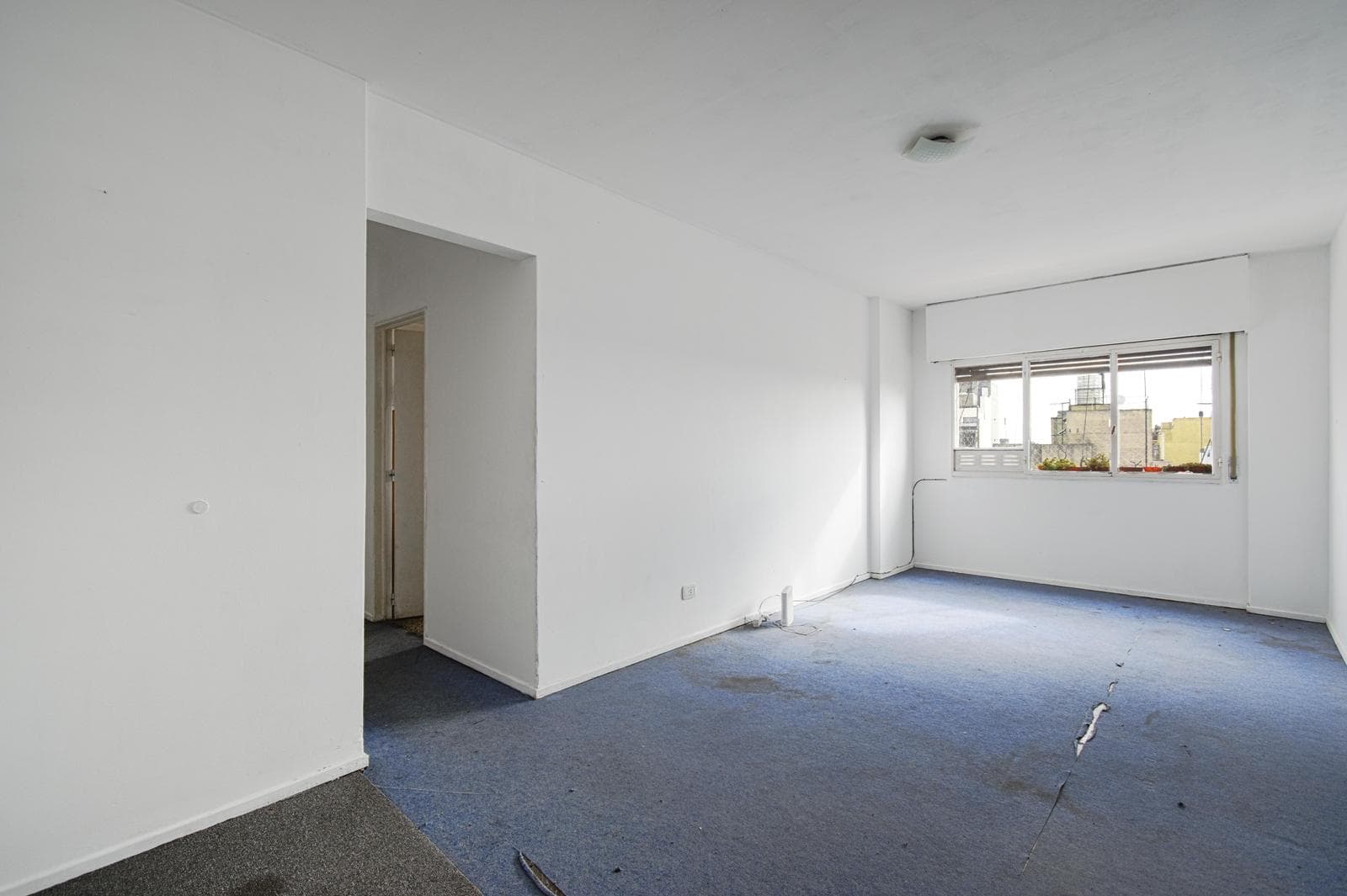 3-room apartment for sale with a balcony in Villa del Parque