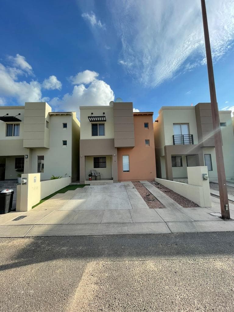 House for Sale in Santa Barbara Residencial