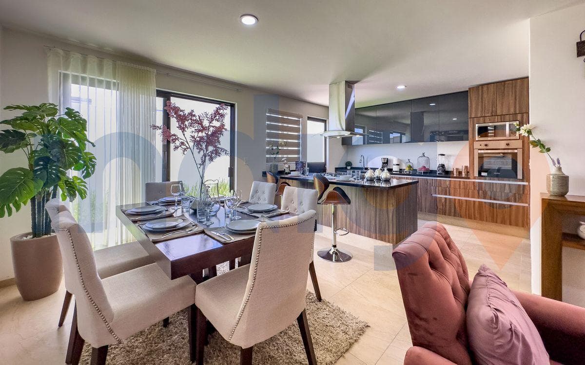 House for Sale in Los Robles Juriquilla in San Isidro Juriquilla (Roble)