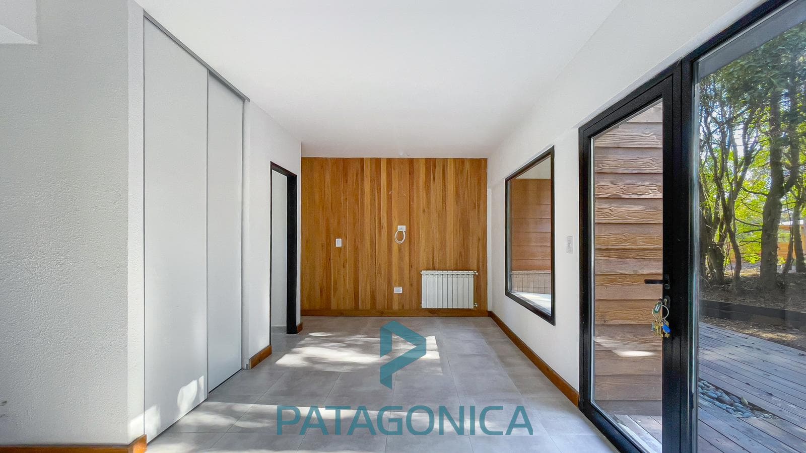 FOR SALE: Brand-new studio apartment on the ground floor with a spacious deck and garden