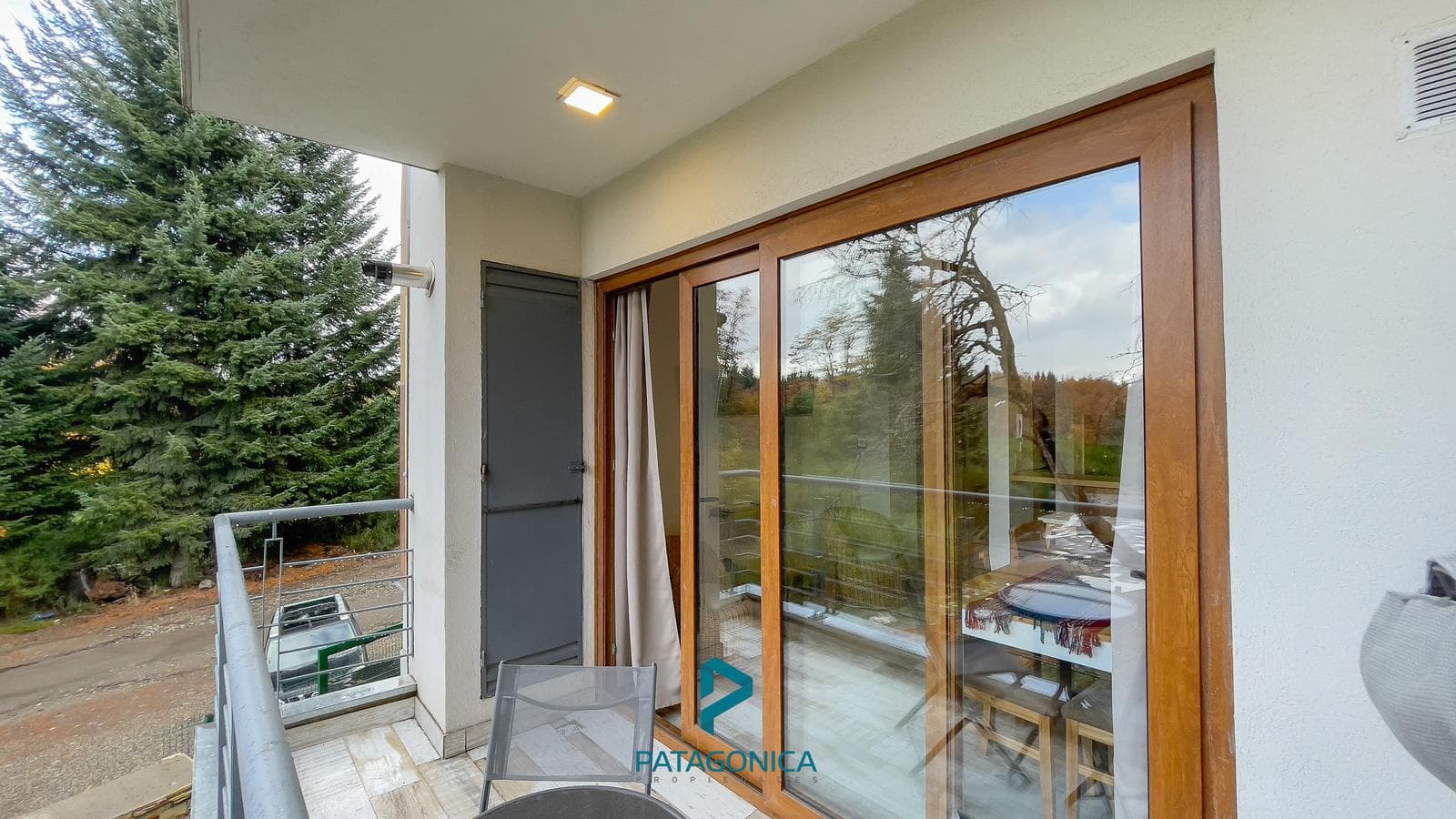 FOR SALE—2-ROOM APARTMENT, 43 mt2 WITH BALCONY, DOWNTOWN, VILLA LA ANGOSTURA