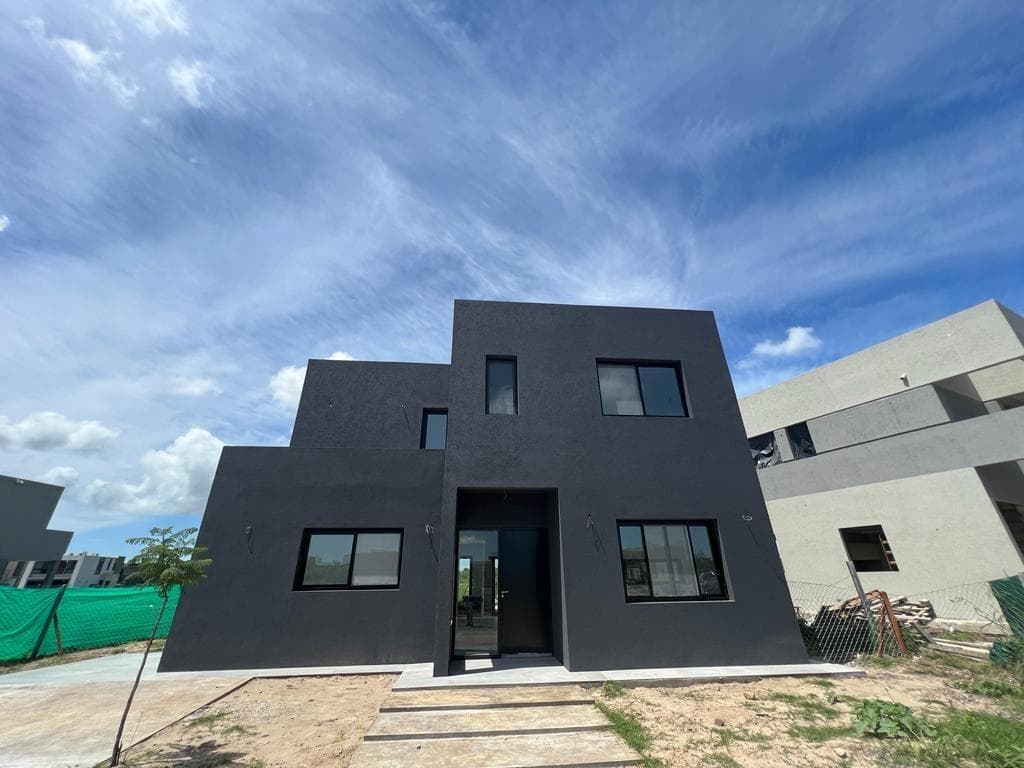 House for Sale in El Canal, Dique Luján, Tigre