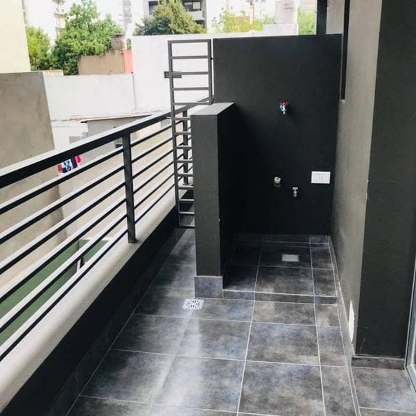 STUDIO APARTMENT/OFFICE FOR SALE WITH BALCONY OVERLOOKING JB JUSTO Y VERA—SUITABLE FOR PROFESSIONAL USE