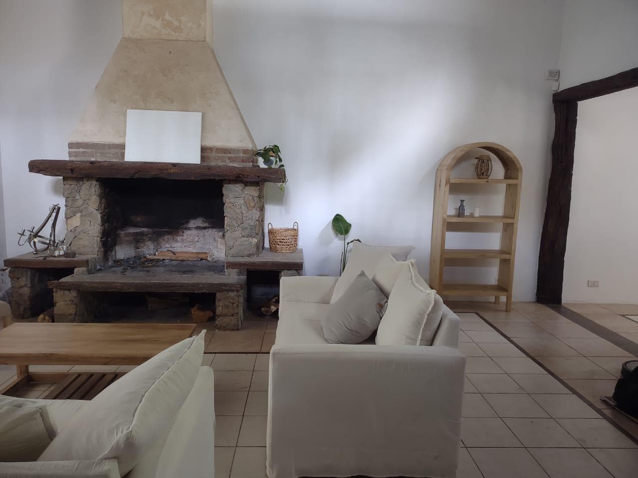 House for Short-Term Rent in Bella Vista