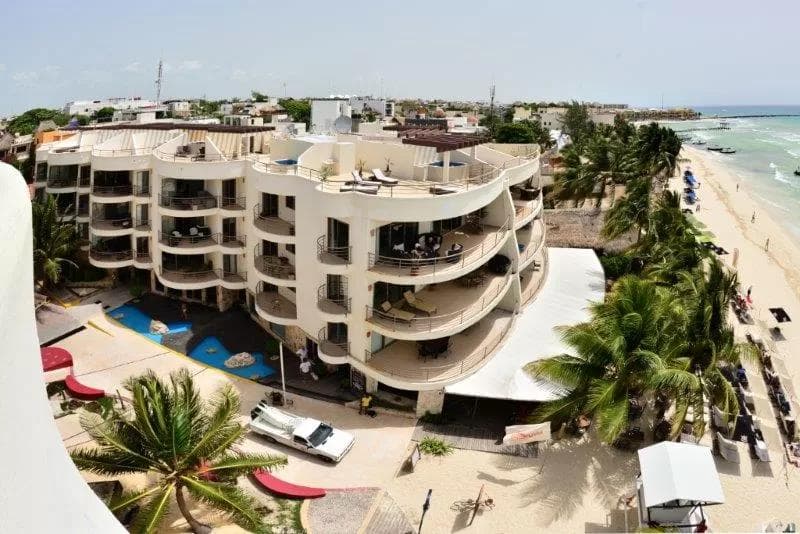 CORTO MALTES - Incredible 3-bedroom oceanfront apartment in downtown Playa del Carmen