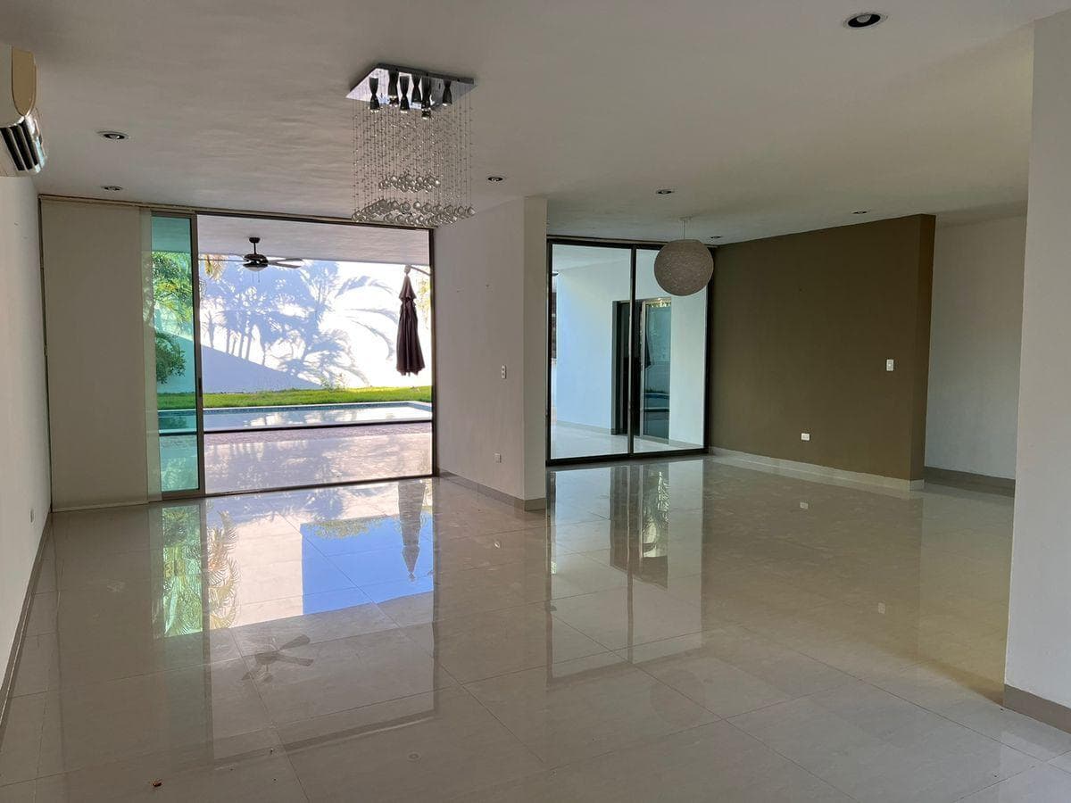 House for Sale in Montebello, Mérida, Yucatán