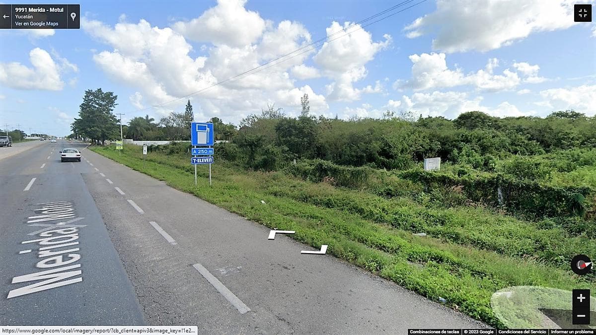 8,000-square-meter lot on the Mérida–Motul highway at Km 5.5