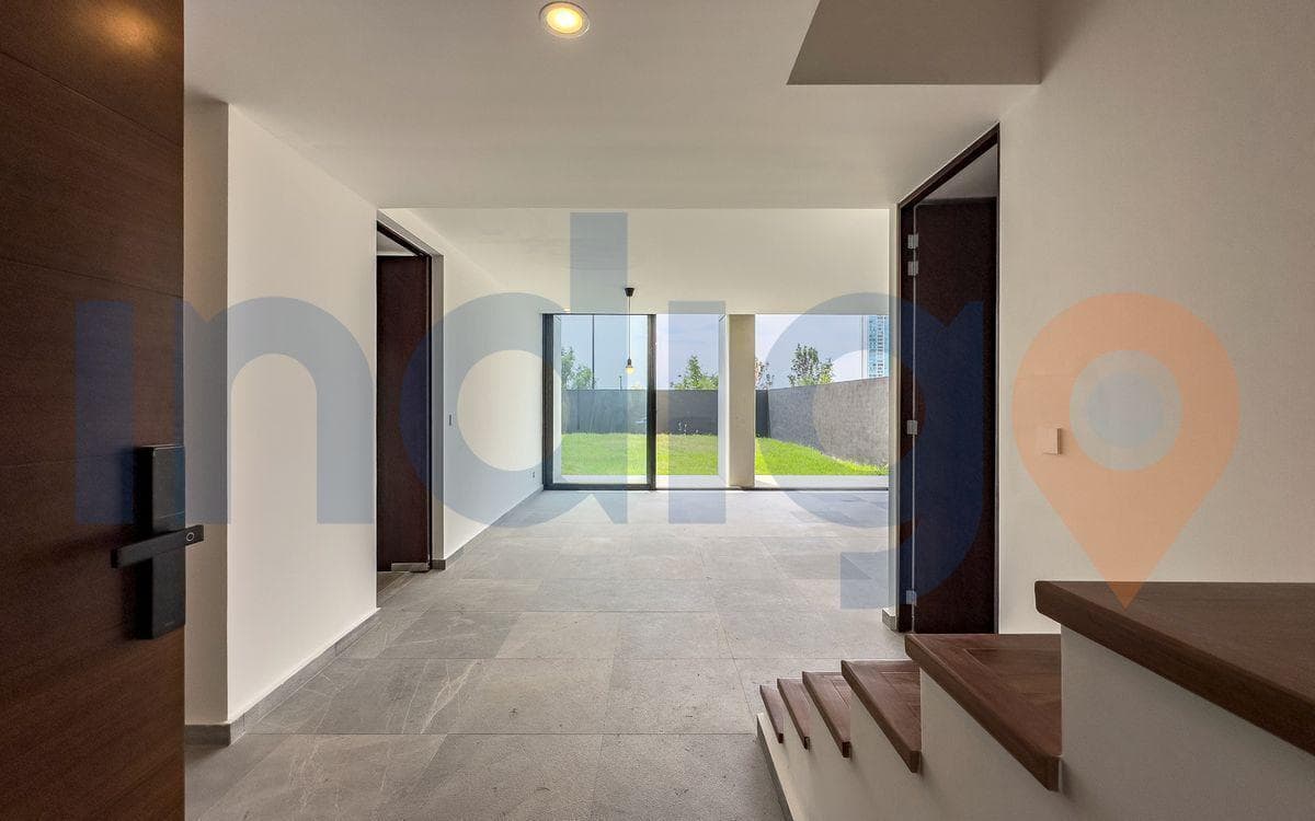 Departamento en Renta en Alegra Towers Tipo Garden PB con jardín privado