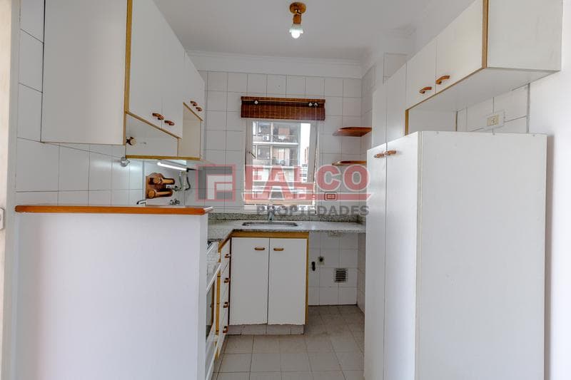2-room apartment in a high-rise building with 24-hour security
