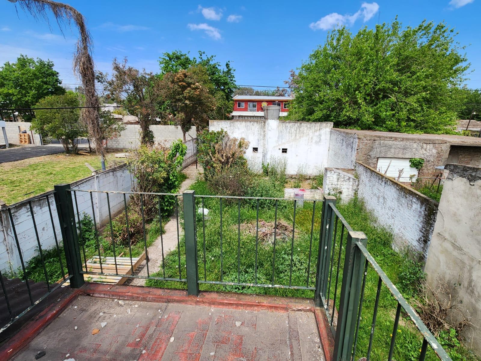 House for sale or rent with 2 commercial spaces in La Reja, 234 m²