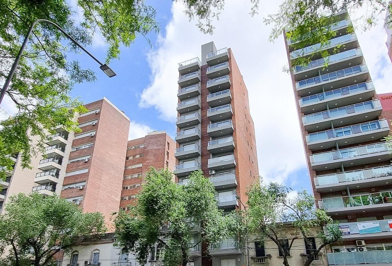 On Pellegrini Avenue - Financing!