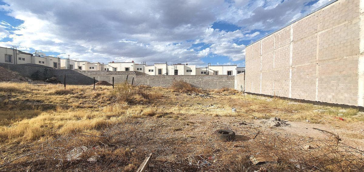 Land for Sale in the Santa Clara Subdivision