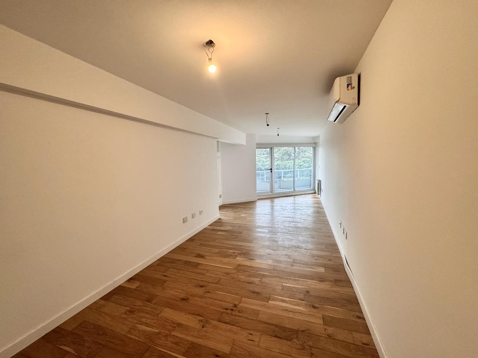 Exclusive 3-bedroom apartment with unobstructed river views - Martin neighborhood