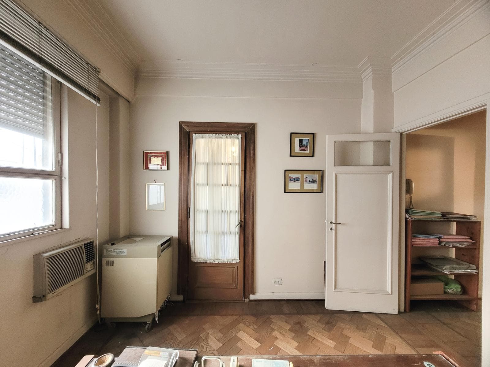 Apartment for Sale: Office Space in San Nicolás, Tribunales—3 Rooms, Upper Floor, Tucumán Street between Uruguay and Paraná Streets