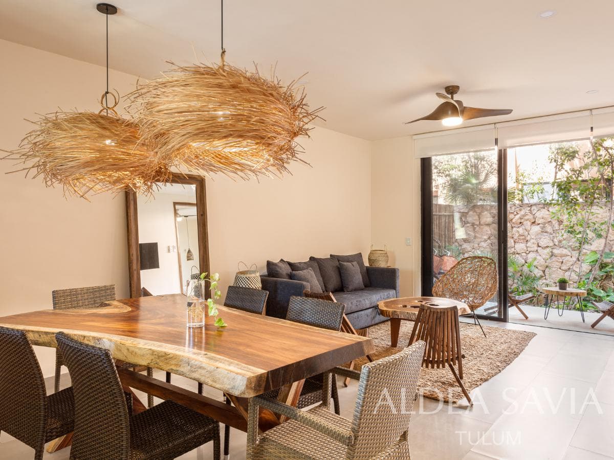 House for Sale, 2 Bedrooms, with Rooftop, Av. 5 Norte, Tulum, Quintana Roo