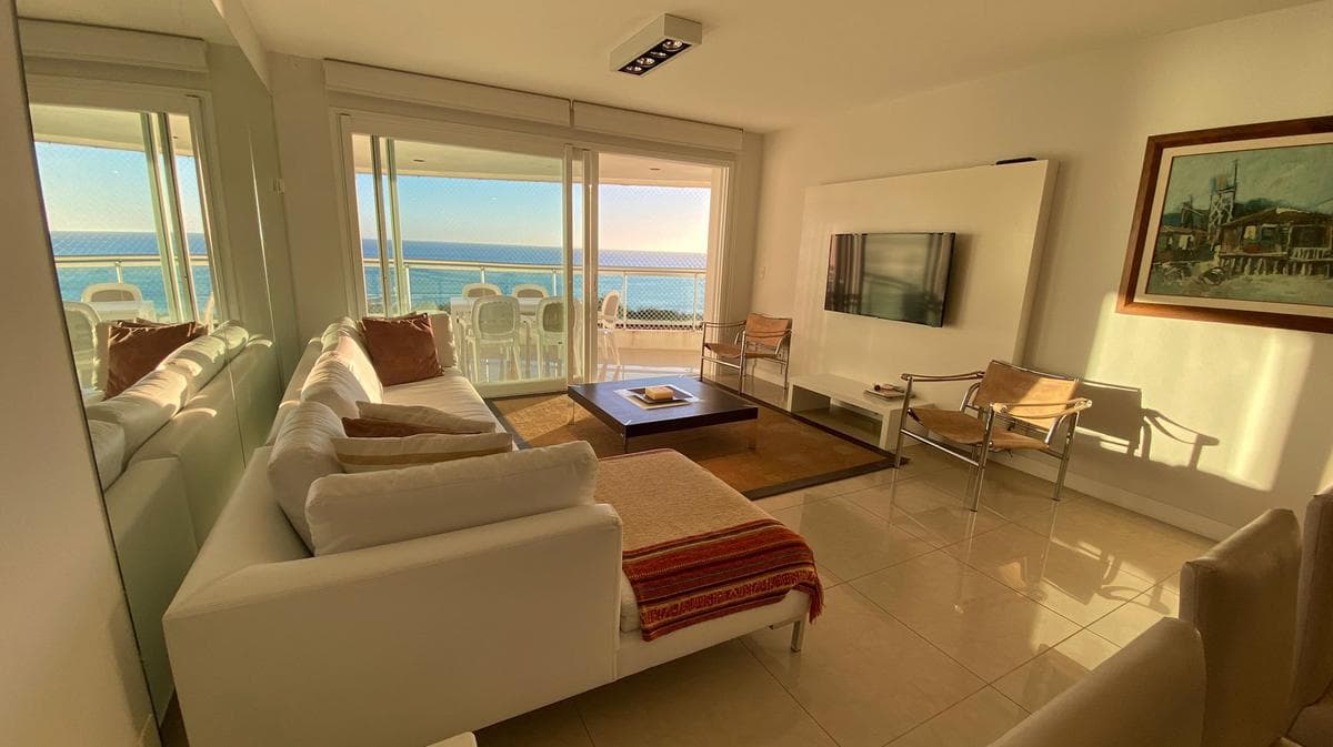 Aquarela Tower, 3 bedrooms, view, and top-notch amenities - Playa Mansa