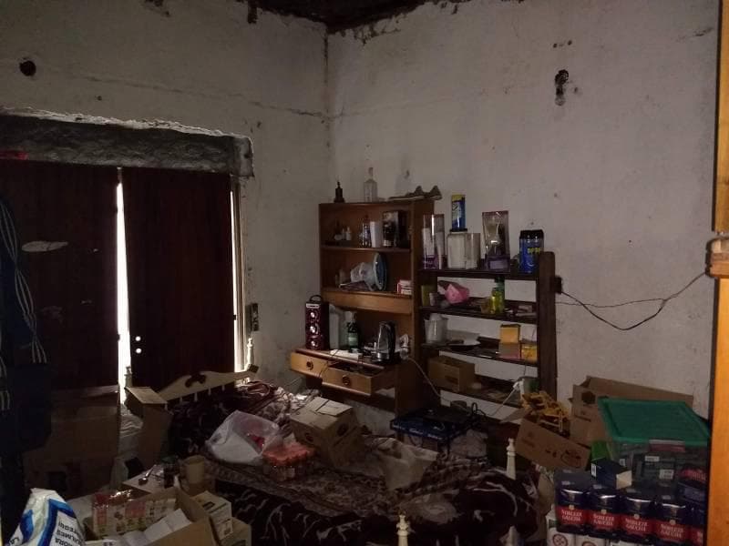 Property with two homes—one in need of renovation and the other fully finished—for sale in Laferrere