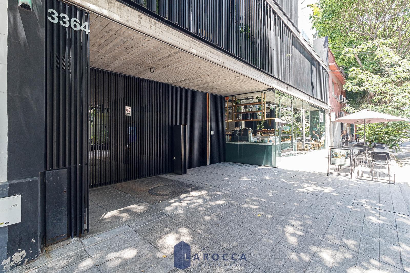 APARTMENT - FOR SALE - COLEGIALES - 3 ROOMS - OPTIONAL PARKING SPACE
