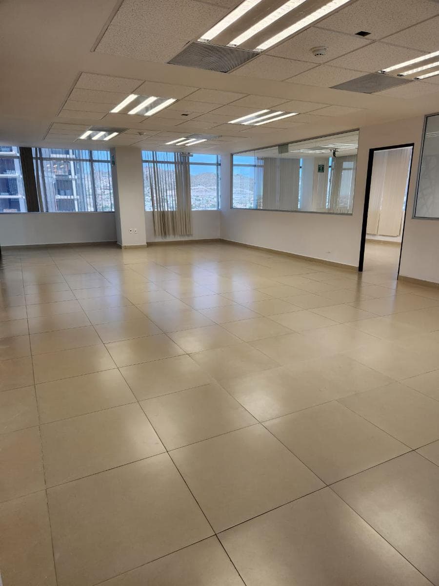 Office space for rent on the 16th floor of the Torre de Hermosillo