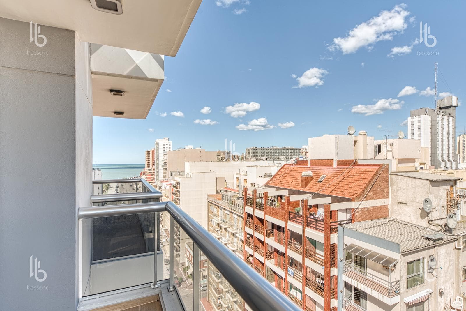 Departamento - La Perla Sur