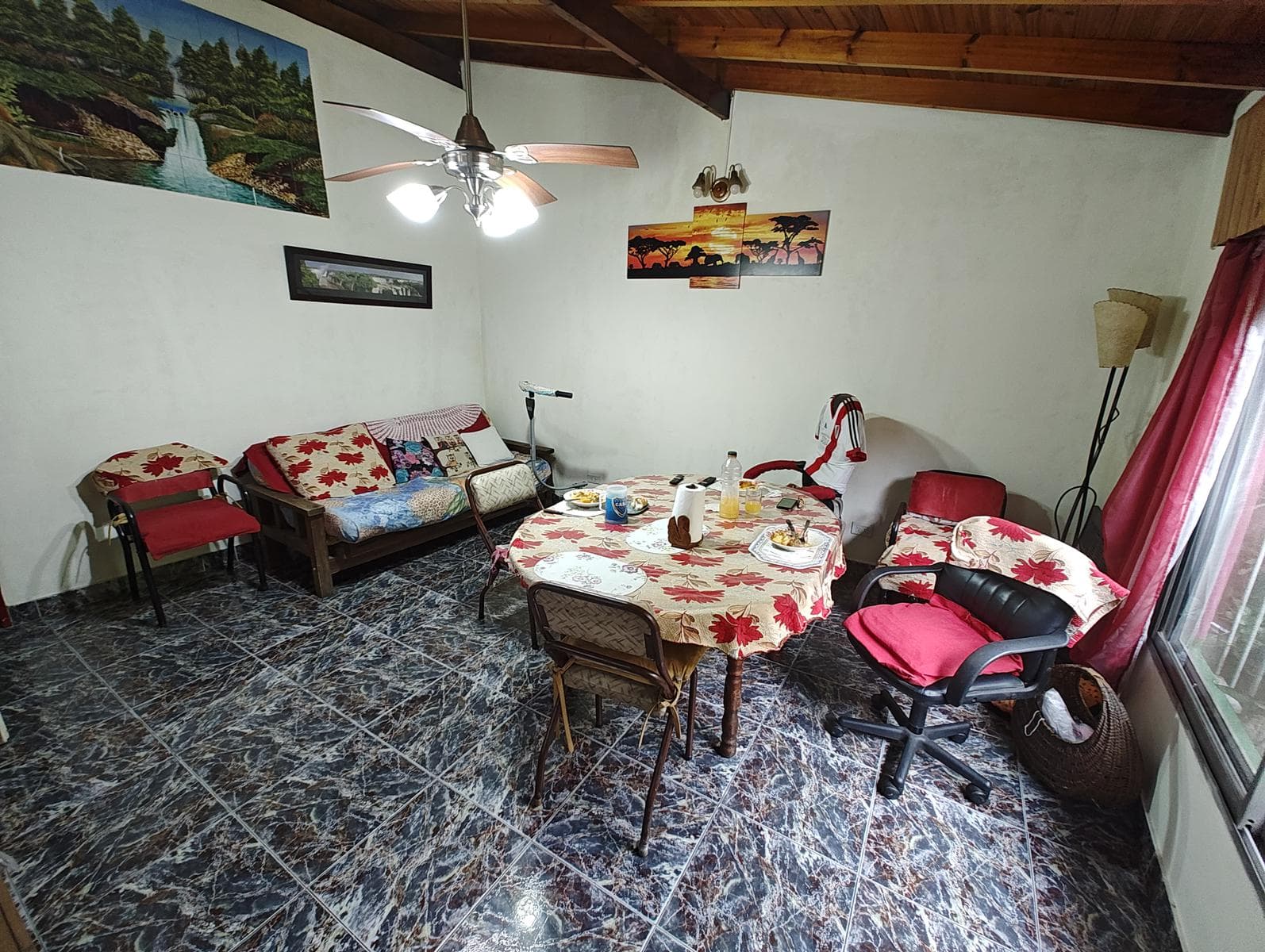 House in Gregorio de Laferrere