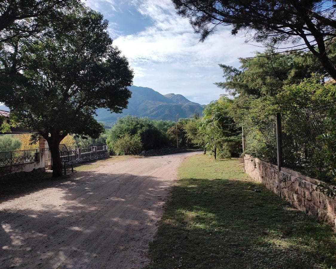 HOUSE FOR SALE IN CAPILLA DEL MONTE
