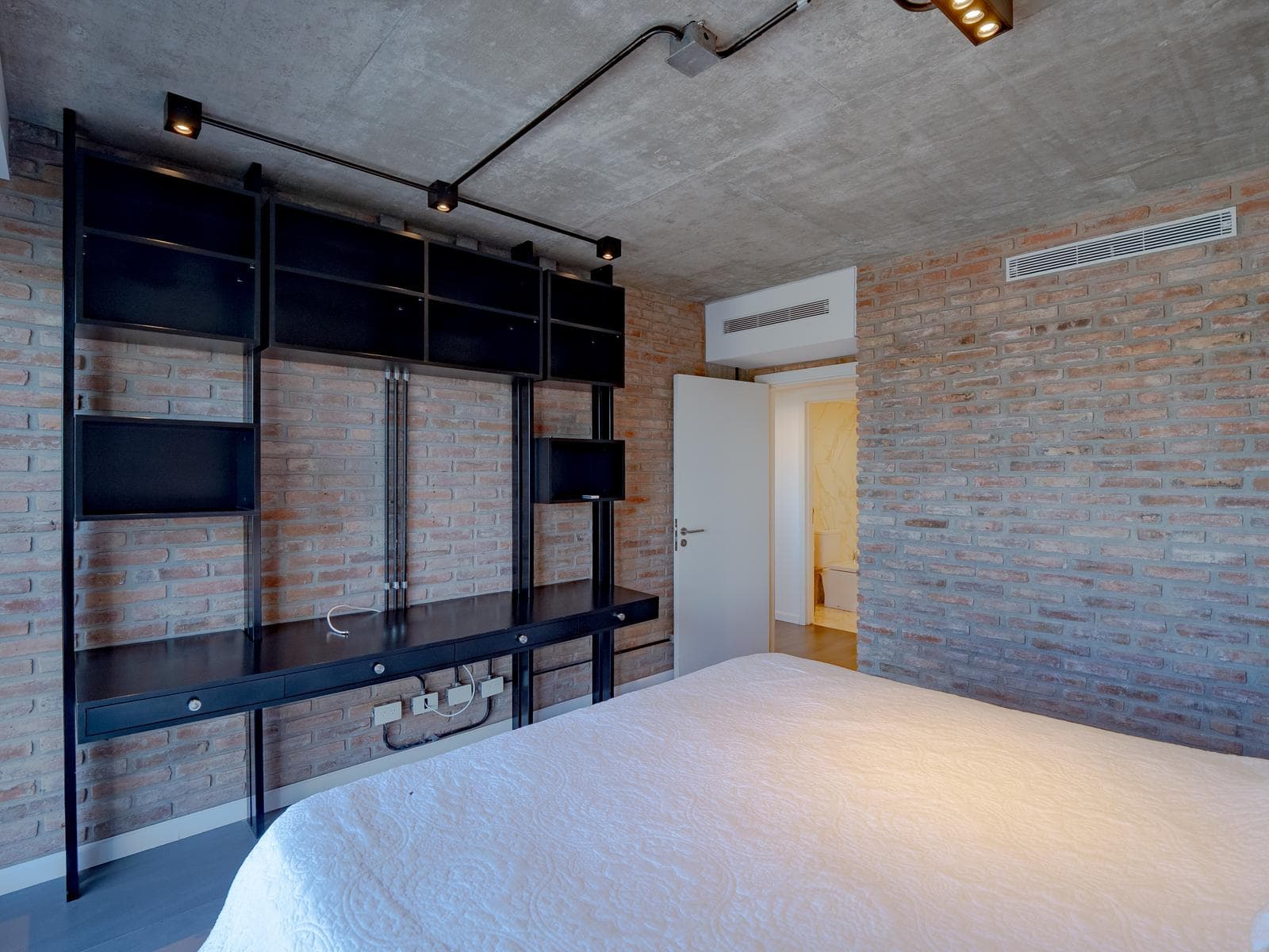 Penthouse for Sale - Harbour House Building