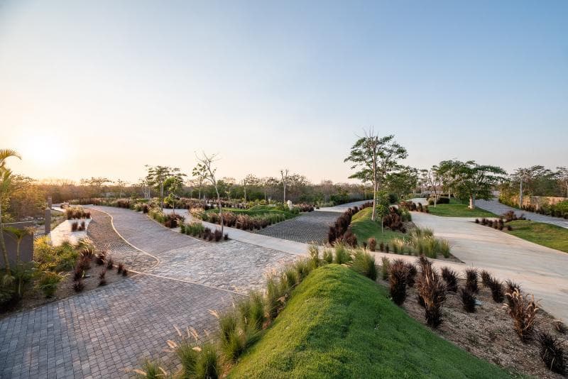 Land for sale in a LUXURY GATED COMMUNITY in Chablekal, Mérida, Yucatán.