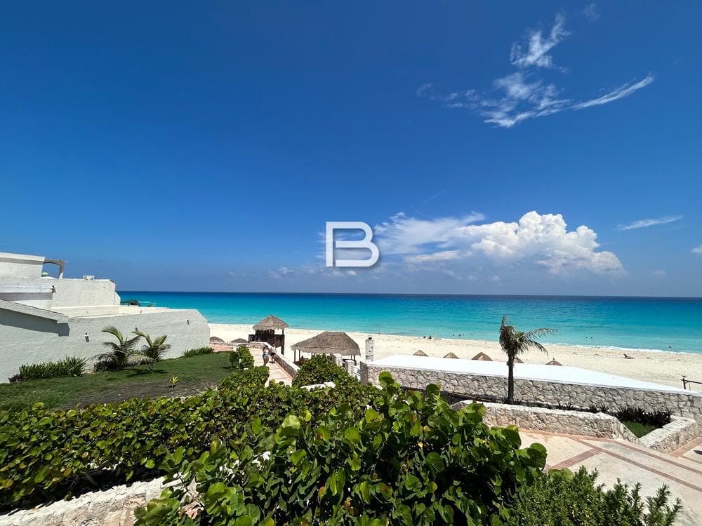 Vacation Rental Apartment in Cancun for Sale
