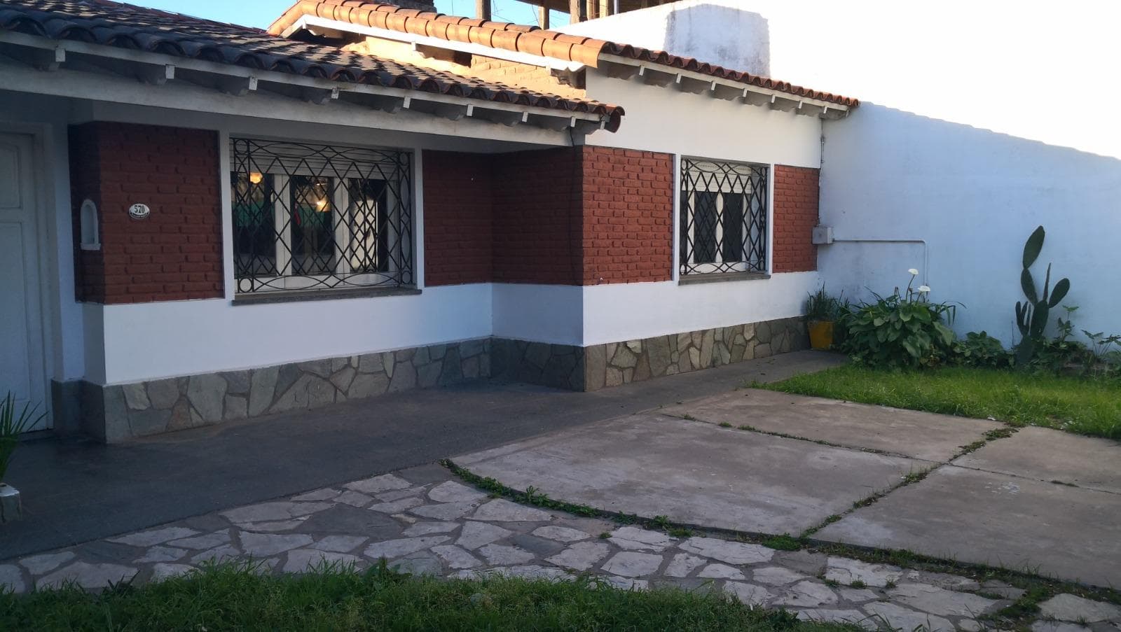 2-Bedroom House on Av. San Martín
