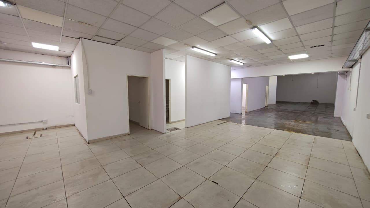 SPACIOUS, CENTRAL LOCATION FOR RENT