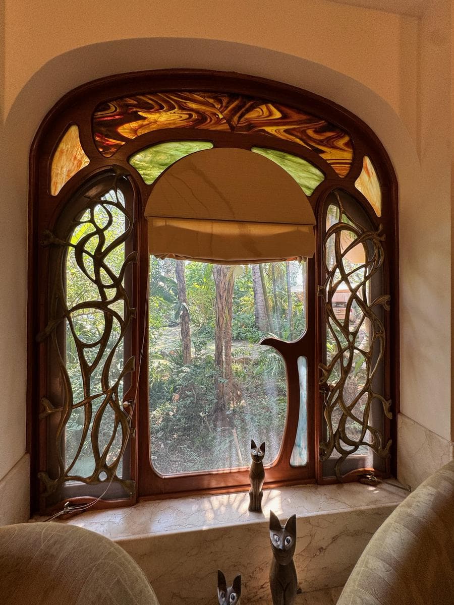 ART DECO RESIDENCE FOR SALE 2,815 m² lot | Kaleidos House |