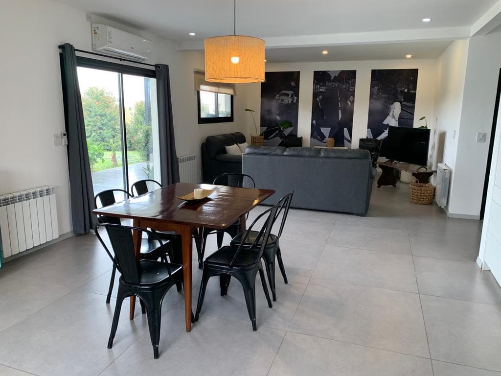 4-Bedroom House for Sale with Pool in San Eduardo - Pilar