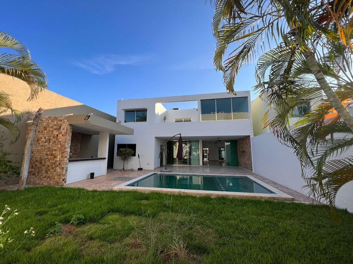 House for Sale in Montebello, Mérida, Yucatán