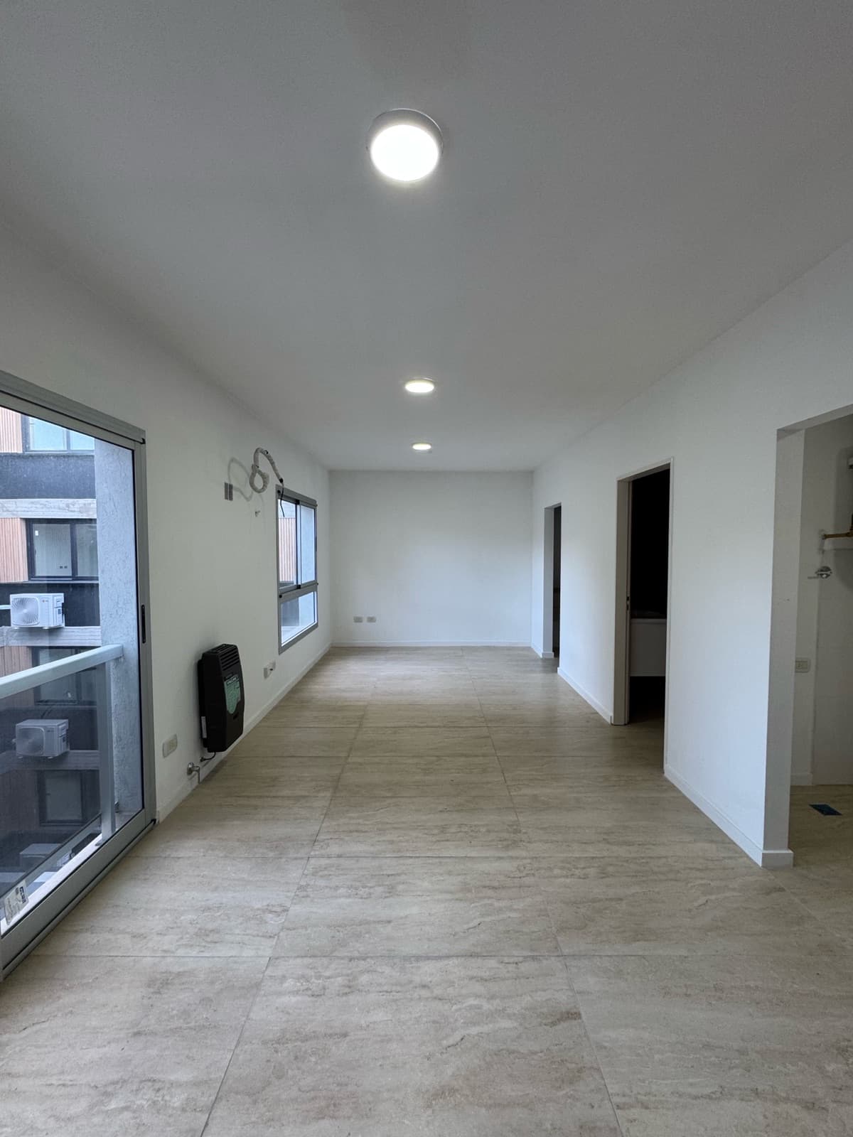 Brand-new studio apartment with a garage for sale in Villa Devoto