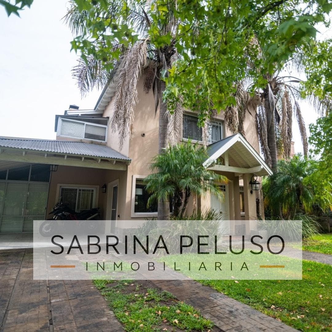HOUSE FOR SALE IN THE EL CASCO MORENO NEIGHBORHOOD