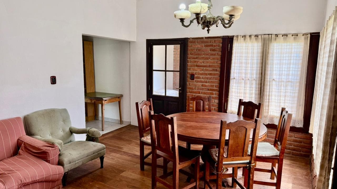 3-bedroom townhouse with natural gas in the Independencia neighborhood