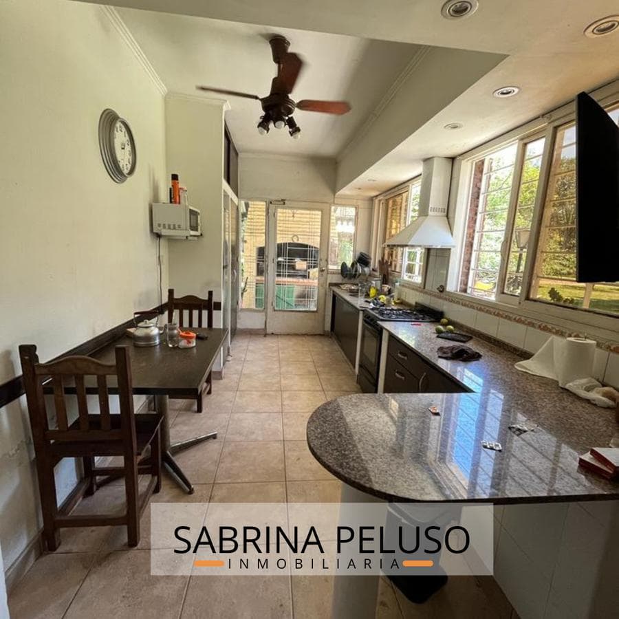 For Sale: Francisco Alvarez Country House