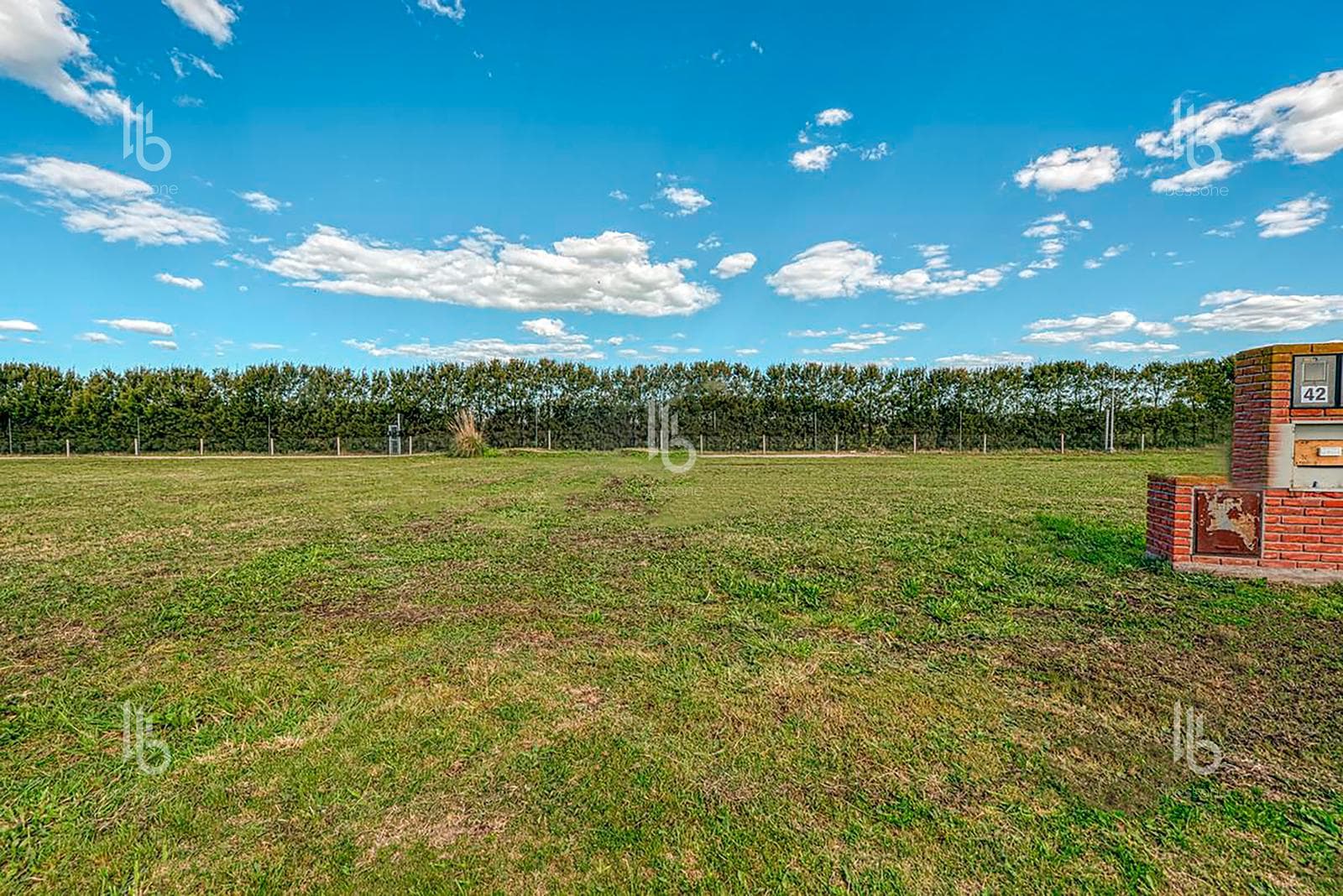 Land - Aeroparque