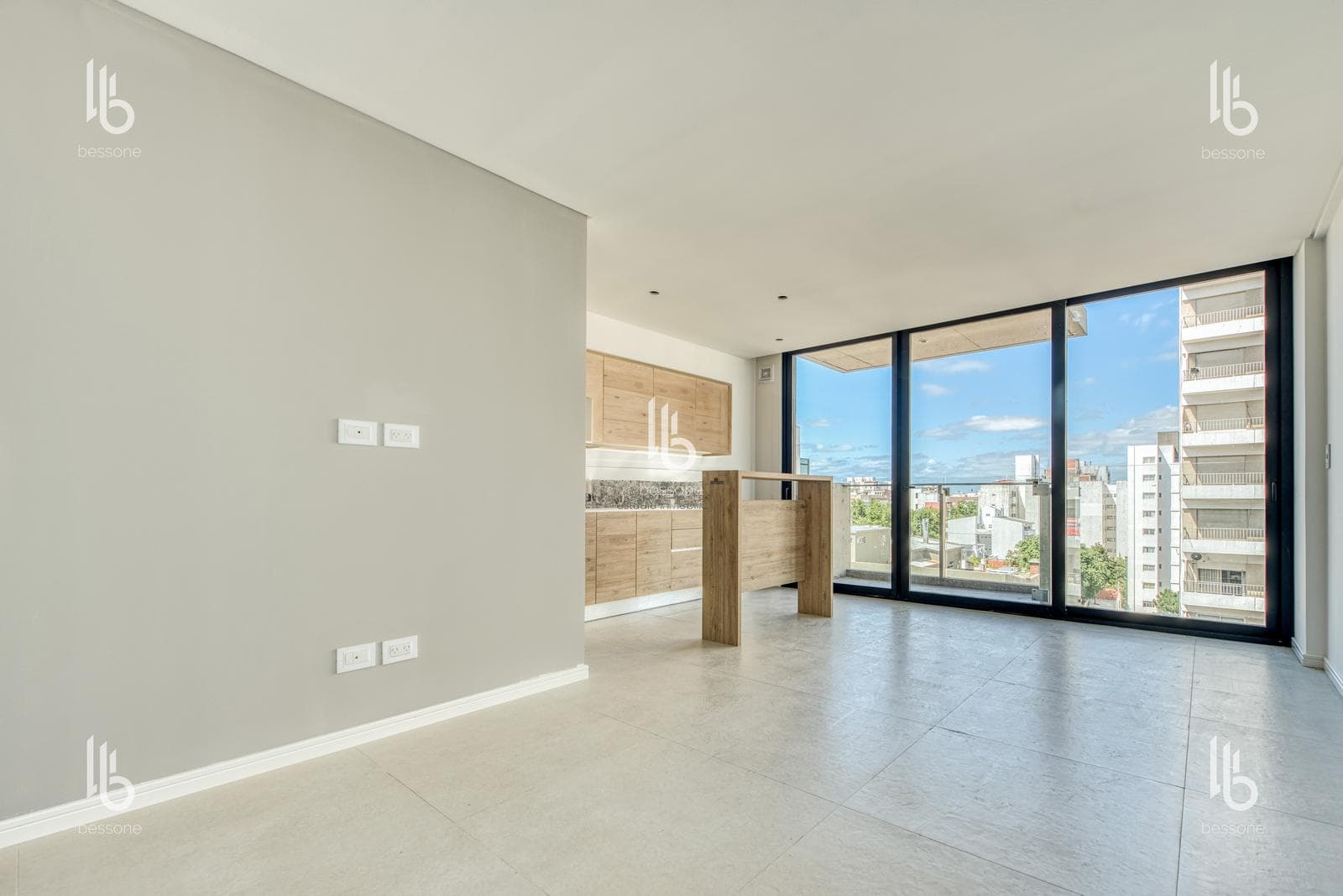 Apartment - Downtown