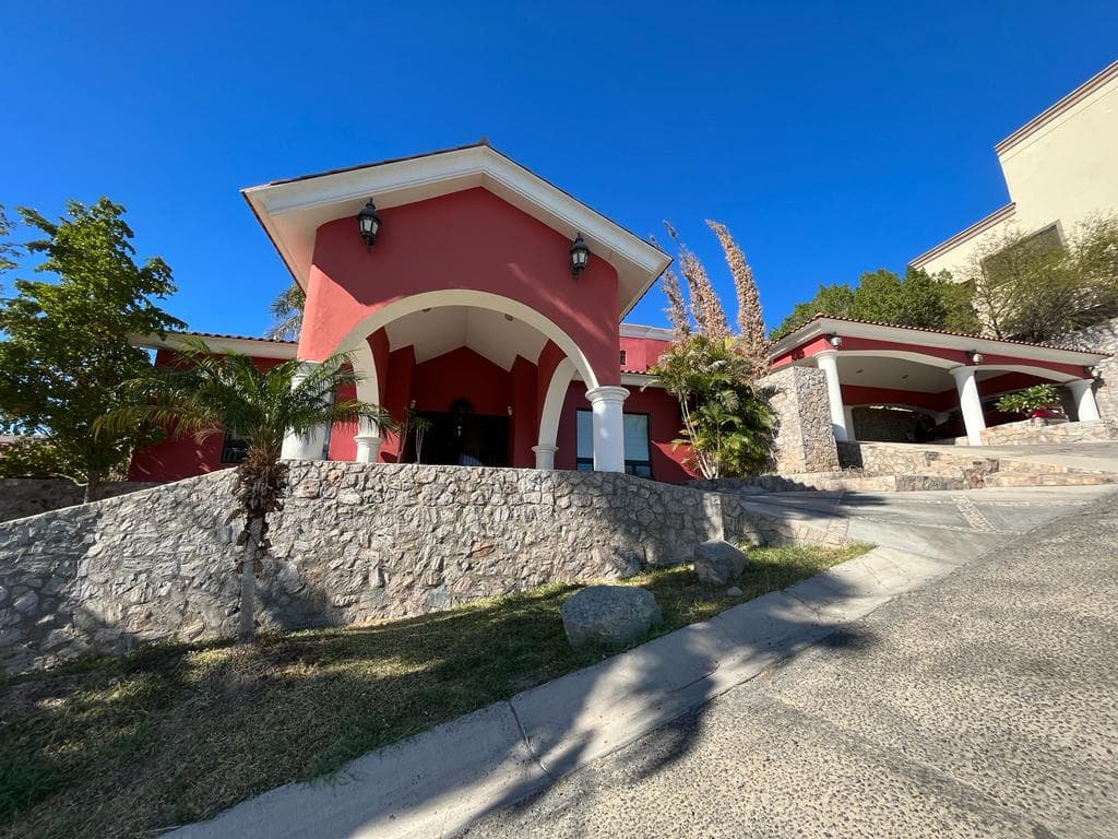 House for Sale in Hacienda Residencial