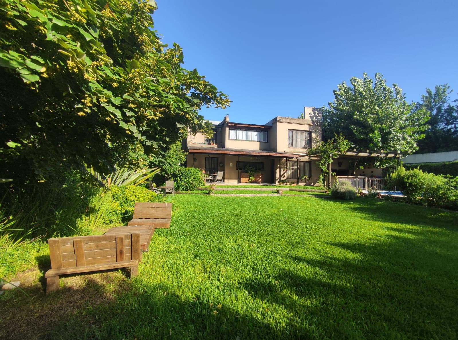House for Short-Term Rent in Bella Vista