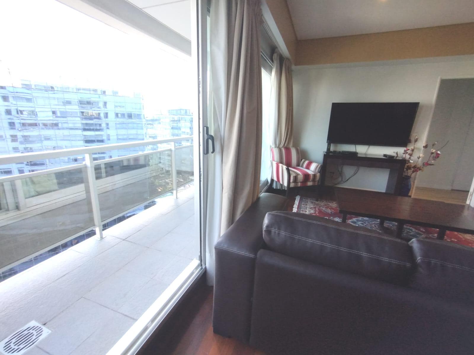 Departamento en venta 2 ambientes con cochera en Puerto Madero !!