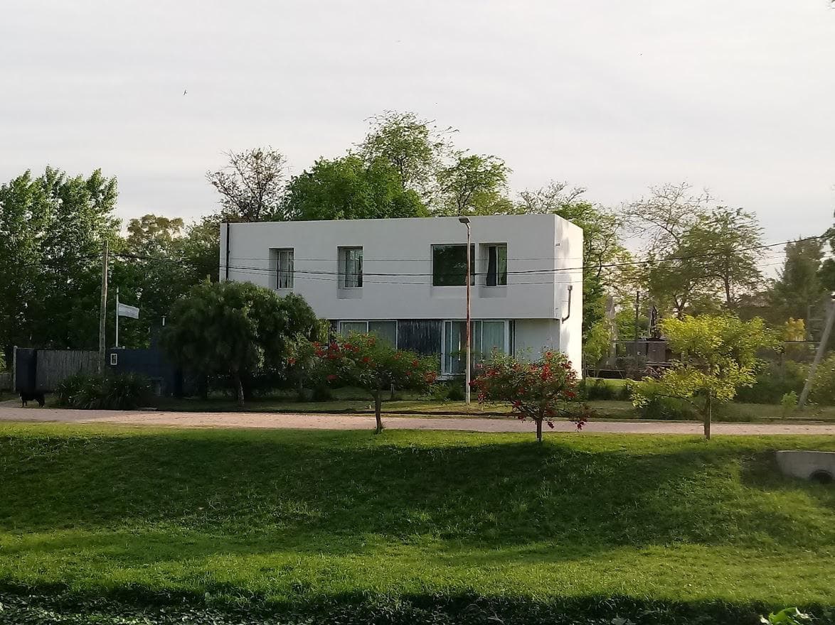 Short-term rental 2026/27—second half of December/January—Bella Vista