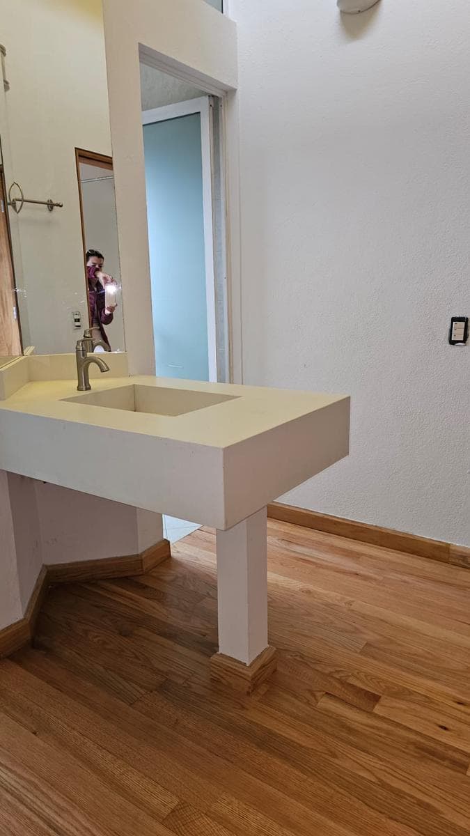 HOUSE FOR SALE IN VILLA MONTAÑA