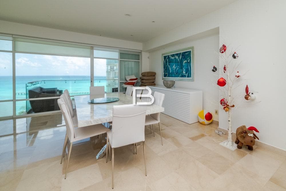 Punta Cancun Apartment for Sale