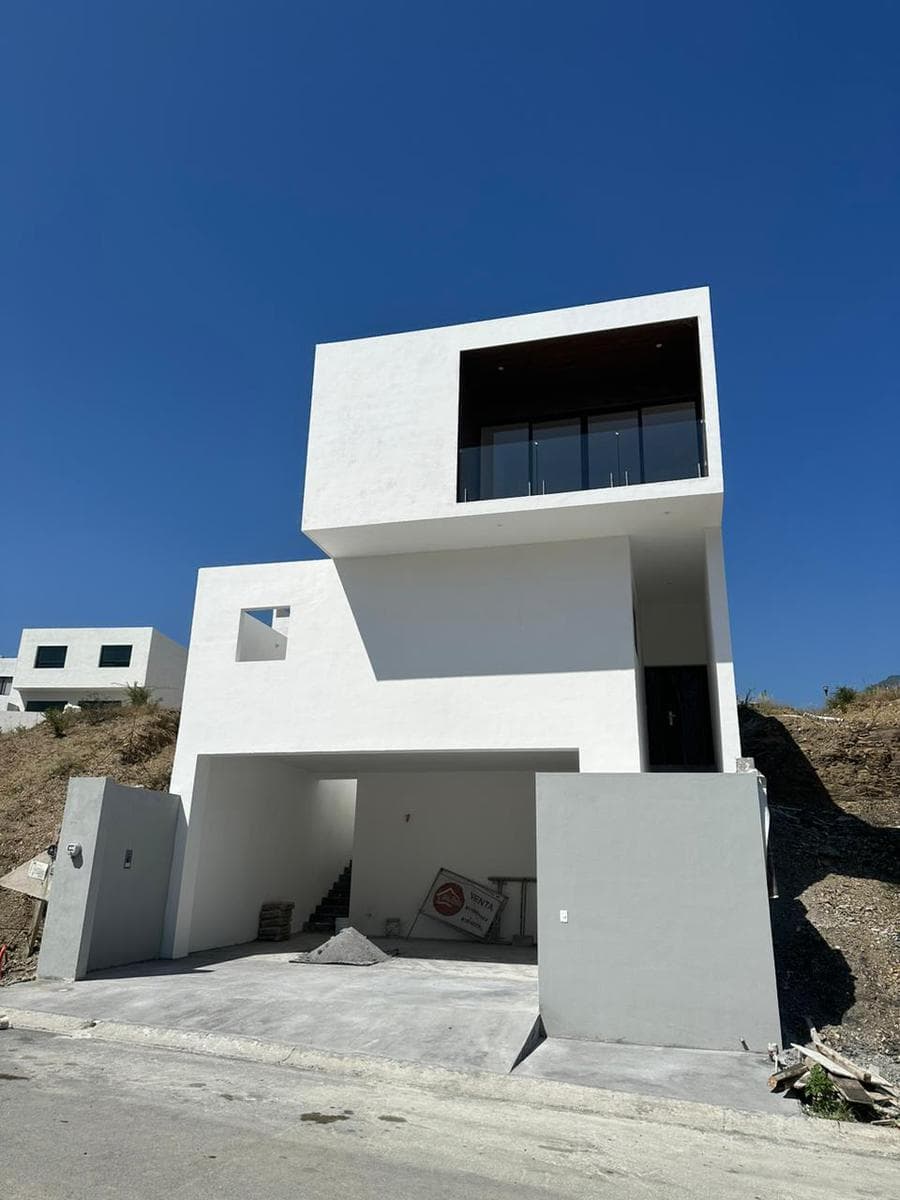 HOUSE FOR SALE IN ÁLAMO SUR PHASE 3, SANTIAGO