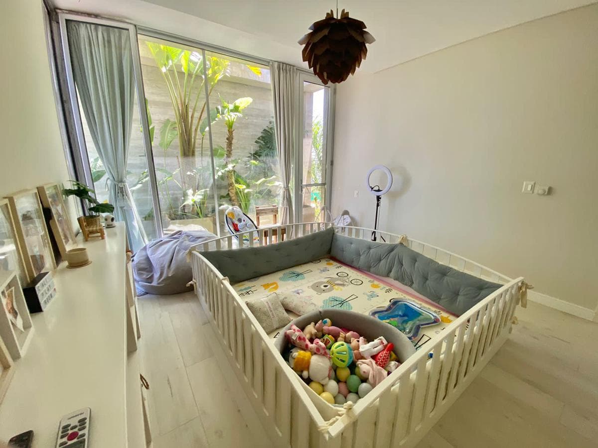 Modern House for Sale on the Water in the Barbarita Gated Community
