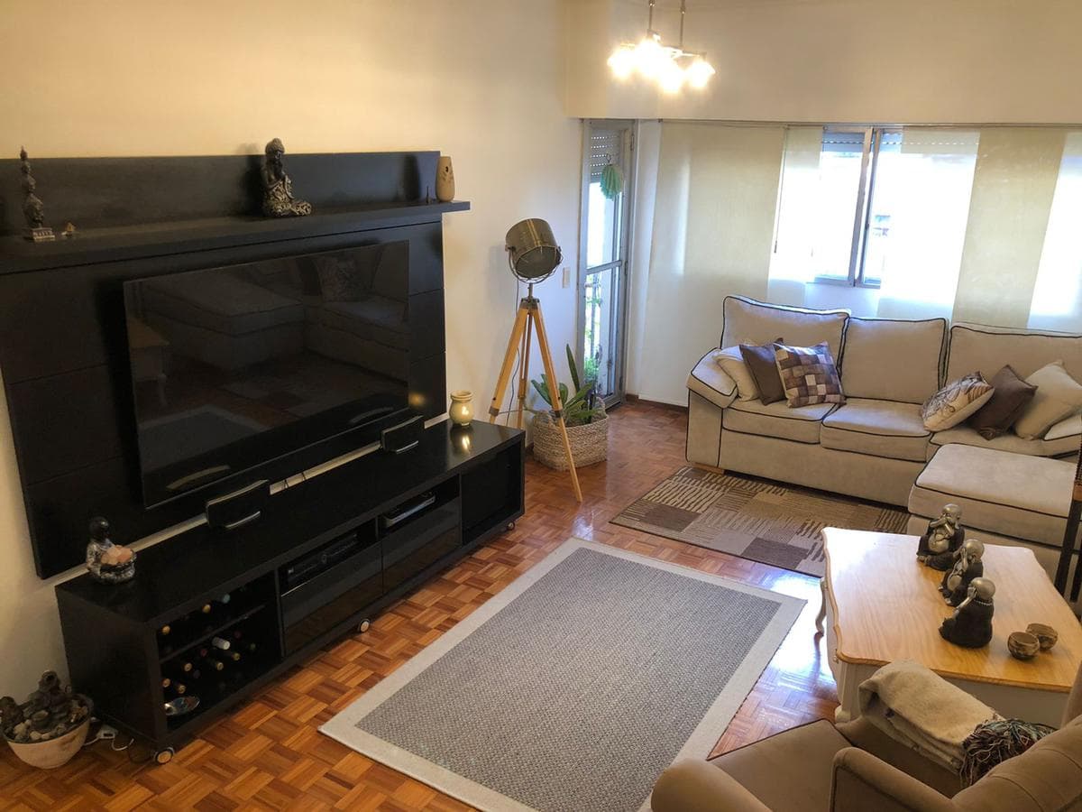 4-ROOM APARTMENT FOR SALE IN THE QUILMES CENTRO SHOPPING DISTRICT