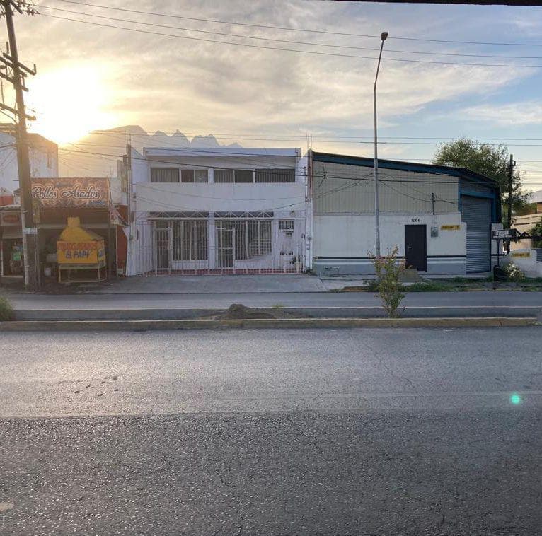 COMMERCIAL BUILDING RENTAL IN COL. MITRAS NORTE